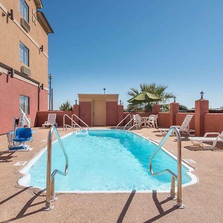 Super 8 By Wyndham Abilene South Otel Dış mekan fotoğraf